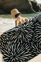 Load image into Gallery viewer, Remington Beach Towel