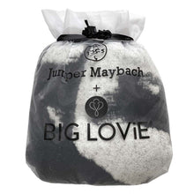 Load image into Gallery viewer, Dream | Jumper Maybach – White Winds Blanket