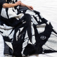 Load image into Gallery viewer, Dream | Jumper Maybach – White Winds Blanket