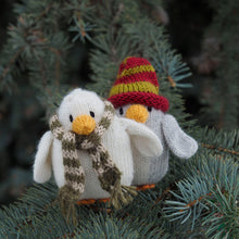 Load image into Gallery viewer, Penguin in Accessories Ornament- Set of 6