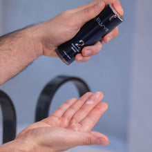 Load image into Gallery viewer, Brightening Serum