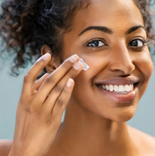 Load image into Gallery viewer, Vitamin Enhanced Moisturizer + Hyaluronic Acid For Face