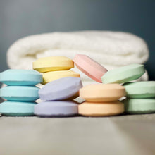 Load image into Gallery viewer, Bath Bomb ~ Warm Amber