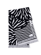 Load image into Gallery viewer, Remington Beach Towel