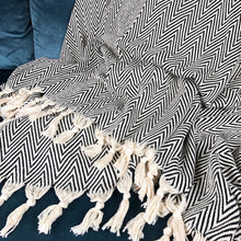 Load image into Gallery viewer, Chunky Chevron Turkish Throw