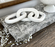 Load image into Gallery viewer, Marble Link Chain Decor - White