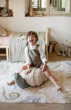 Load image into Gallery viewer, Pouf Mr. Snail