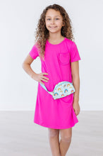 Load image into Gallery viewer, April Showers Belt Bag
