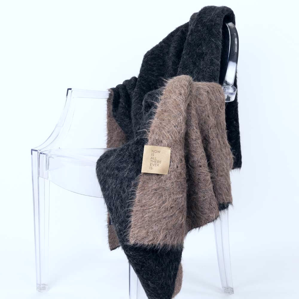 SURI Blanket | Black + Dark Brown