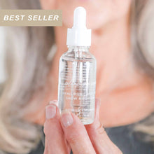 Load image into Gallery viewer, Hyaluronic Plumping Serum with Vitamin B5 + Snow Mushroom
