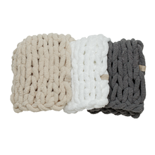 Load image into Gallery viewer, Infinite Chunky Knit Blanket - Cuddle ~ Choice of Colors
